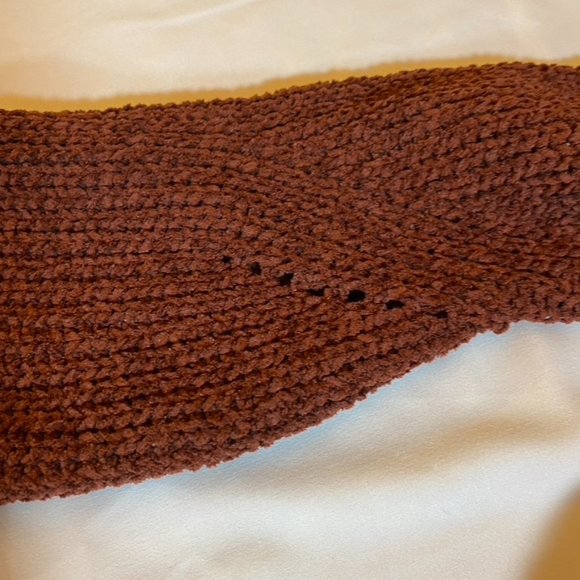 Yummy Chocolate Brown Pink Rose high neck cropped sweater Size Small - Picture 4 of 10